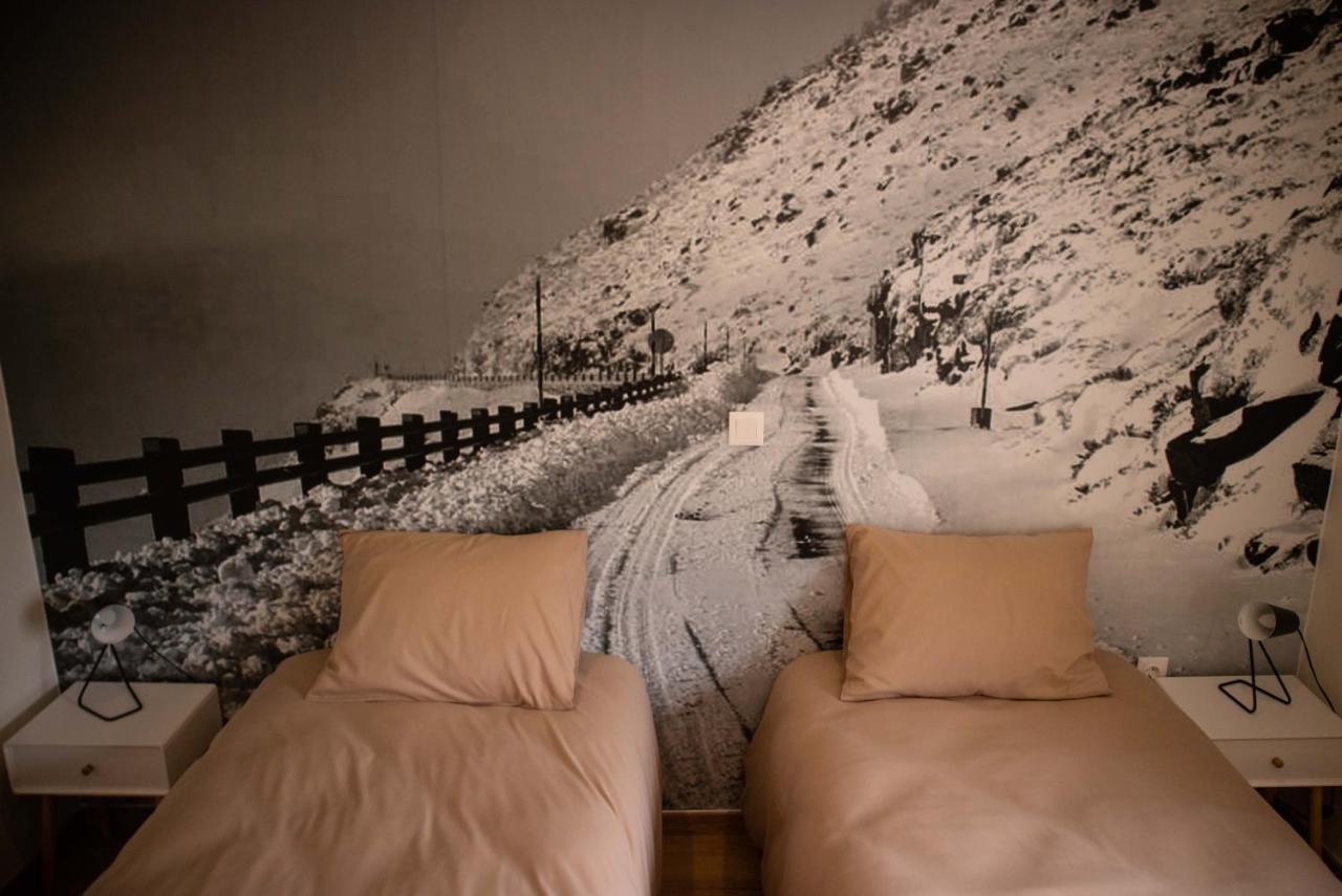 Apartamento Casal Dos Netos Penhas da Saúde Exterior foto